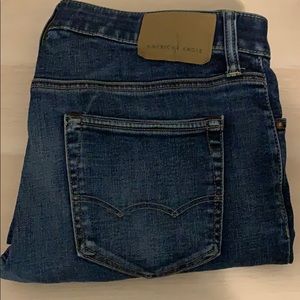 Men’s AEO jeans.
